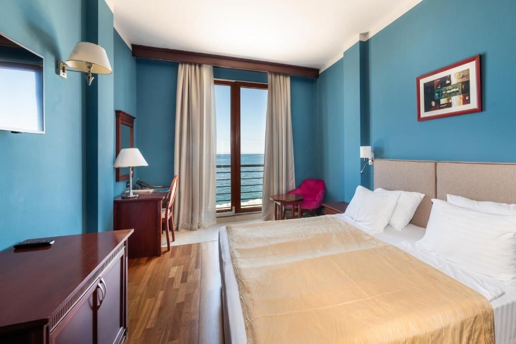 rooms-double-superior-room