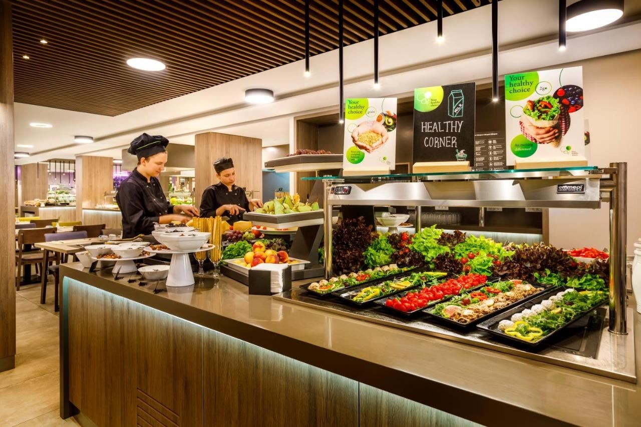 restaurants-restaurants