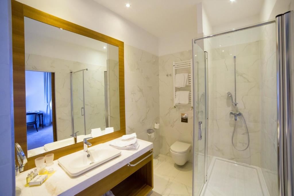 rooms-superior-room-park-view