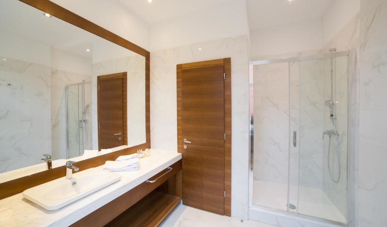 rooms-superior-room-sea-view