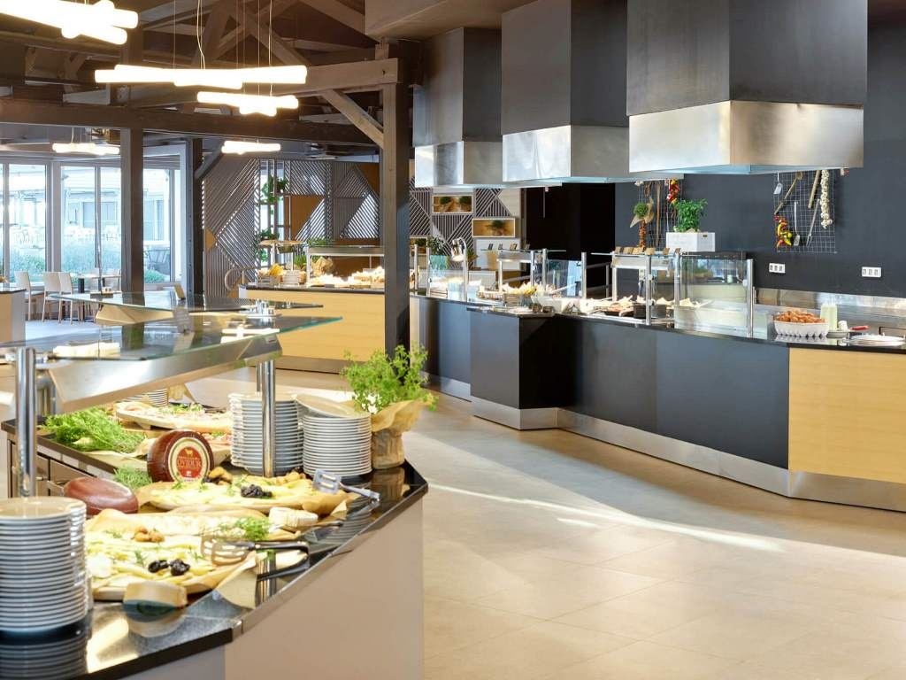 restaurants-restaurant