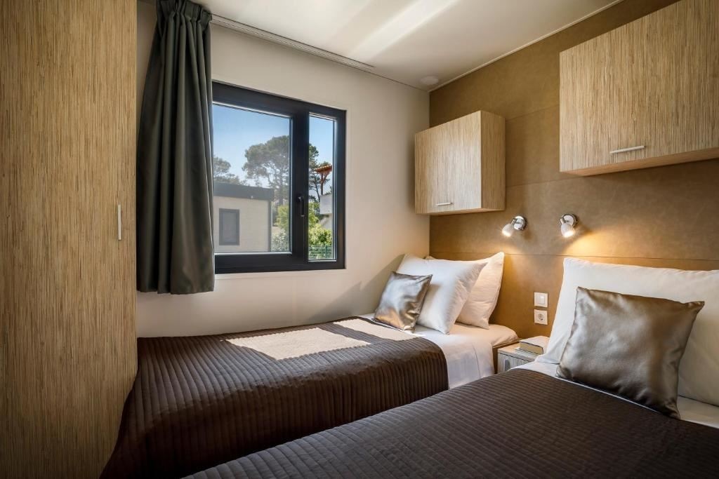 rooms-2-bedroom-premium-mobilehome