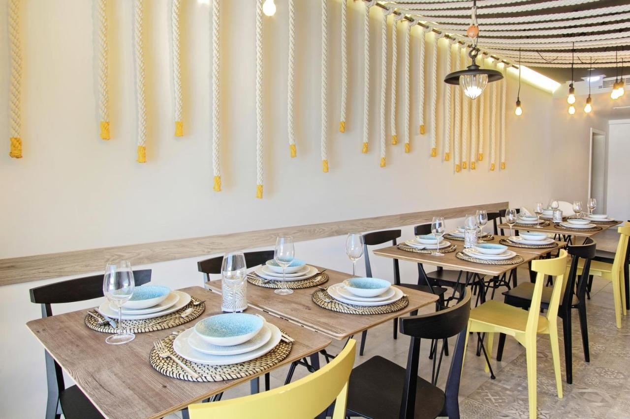 restaurants-restaurants