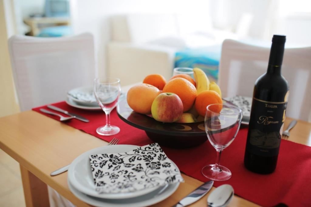 rooms-double-standard-studio-seaview