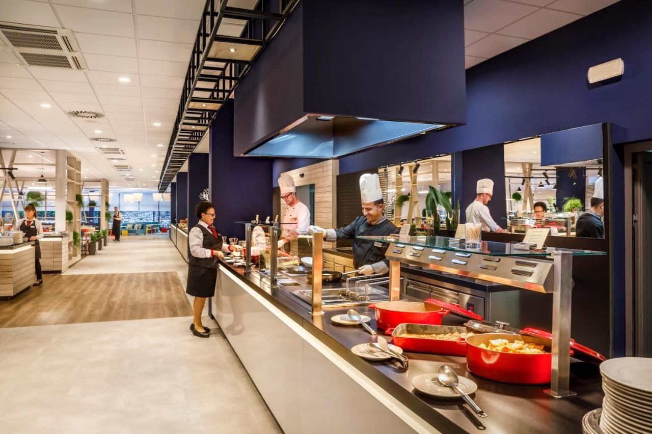 restaurants-restaurants