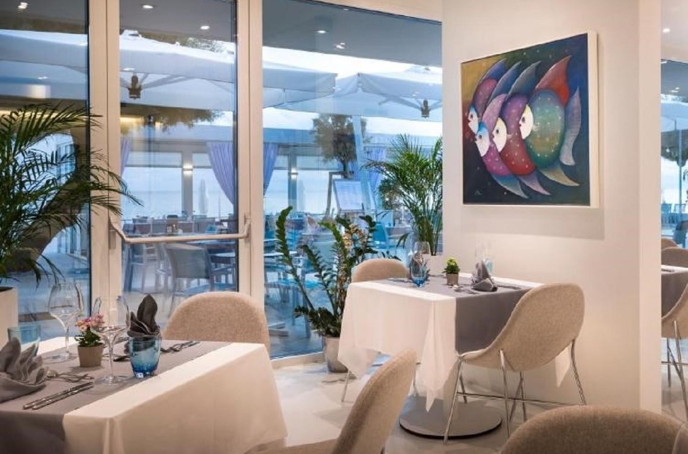 restaurants-restaurants