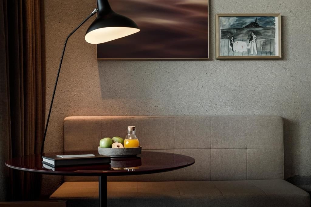 rooms-double-premium-room-park-view-balcony