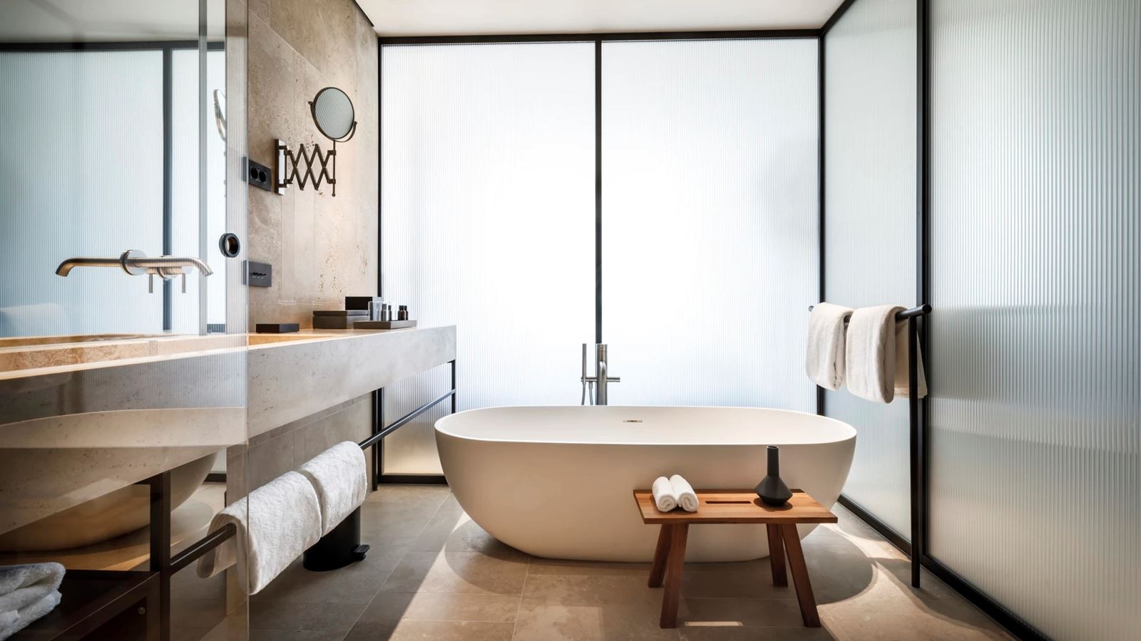 rooms-2-connectingrooms-room-park-view