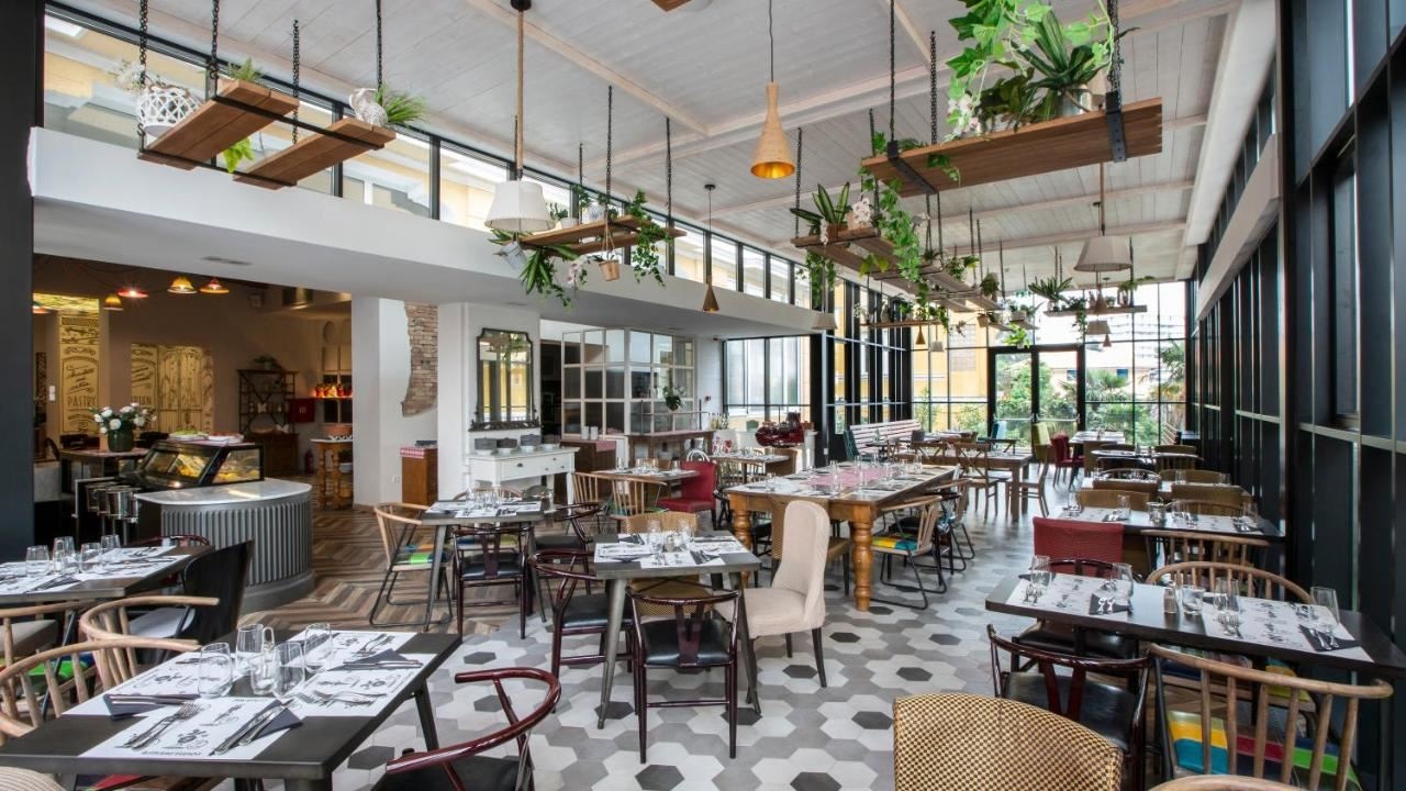 restaurants-restaurants