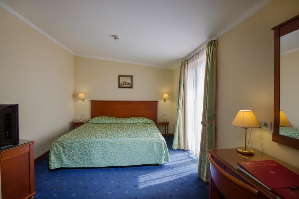 rooms-standard-room-seaview