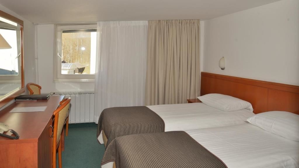 rooms-double-standard-room-attic