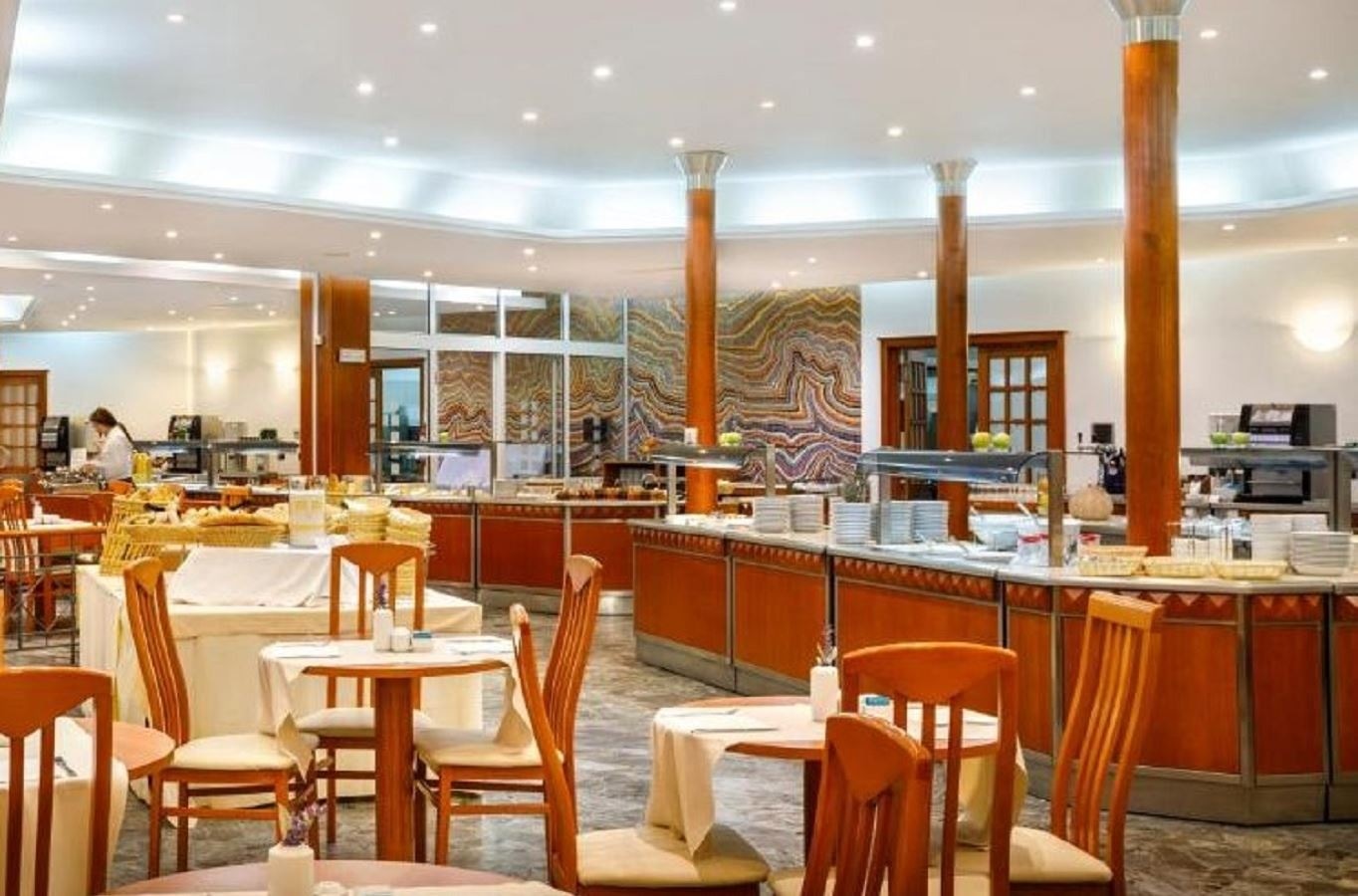 restaurants-restaurants