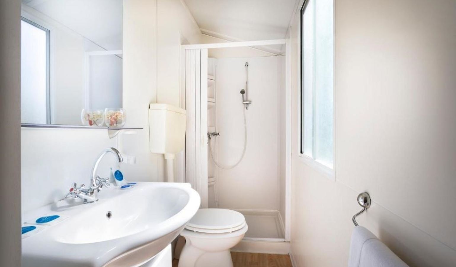 rooms-2-bedroom-premium-mobilehome