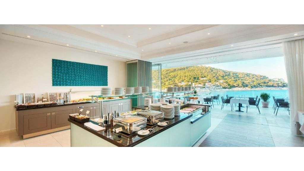 restaurants-breakfast-buffet