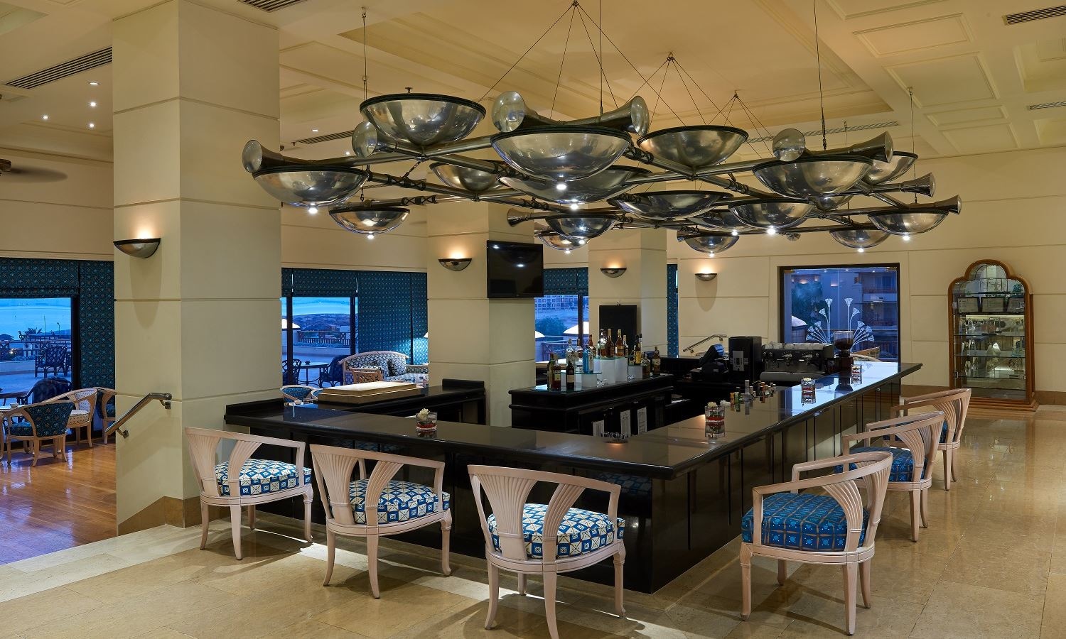 bars-solar-bar--lobby-bar-