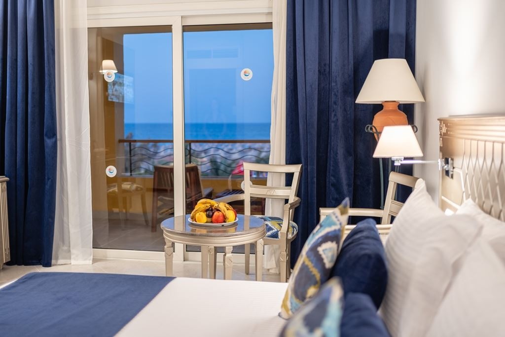 rooms-superior-room-sea-view-room
