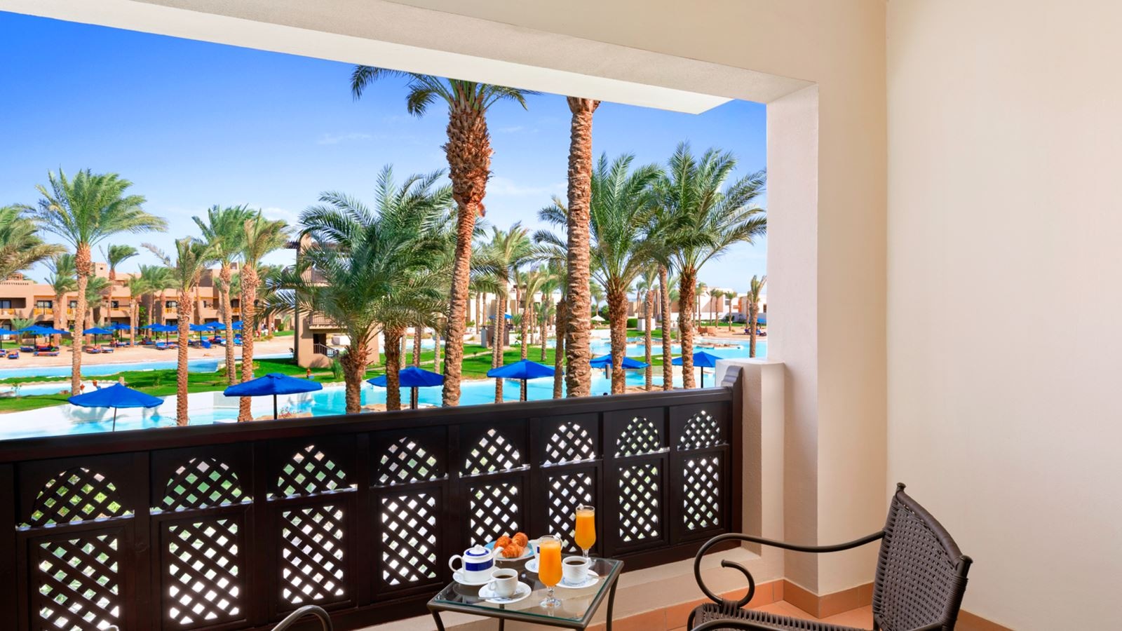 rooms-standard-room-lagoon-view