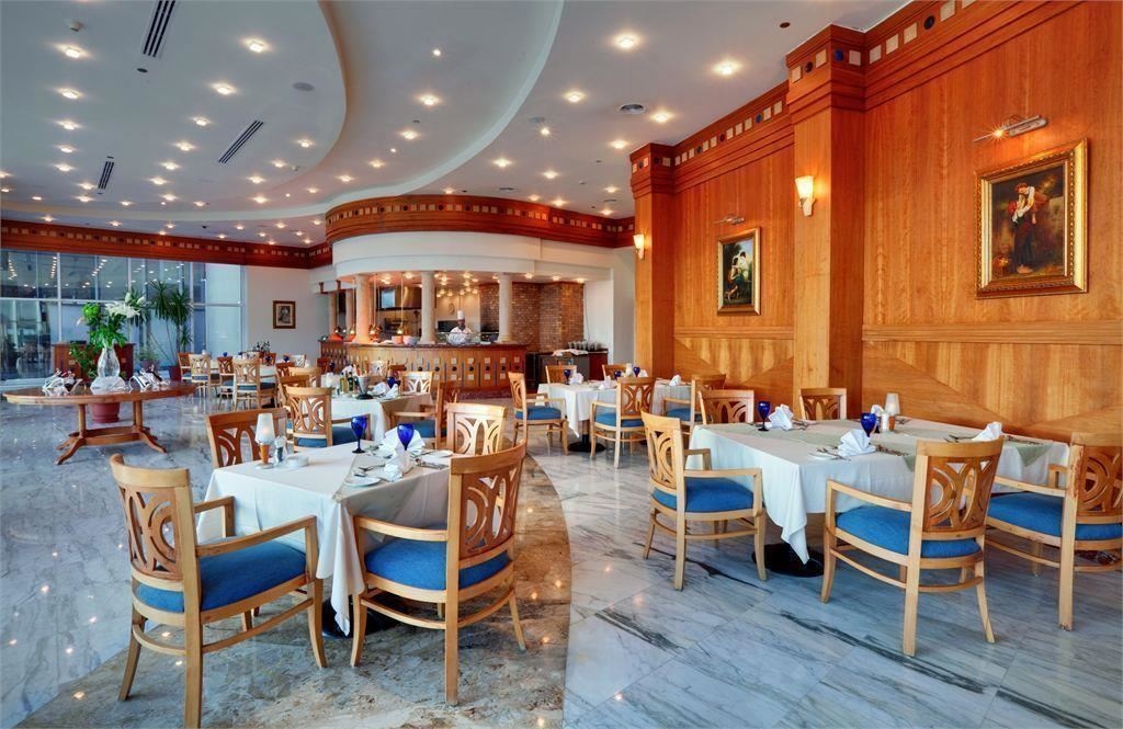 restaurants-restaurants