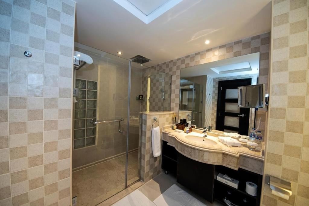 rooms-aqua-superior-suite--second-line