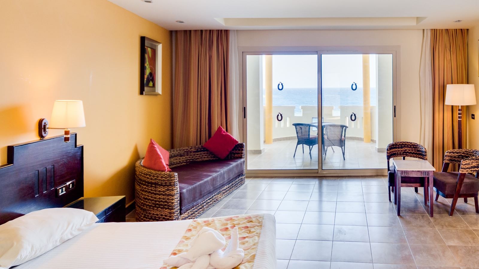 rooms-room-superior-sea-view