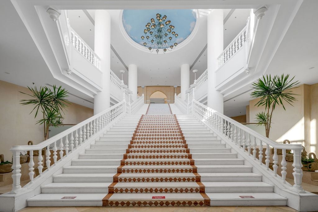 general-main-building