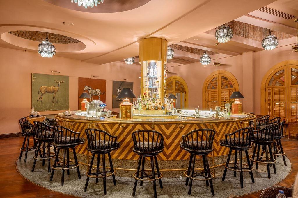 bars-safari-bar