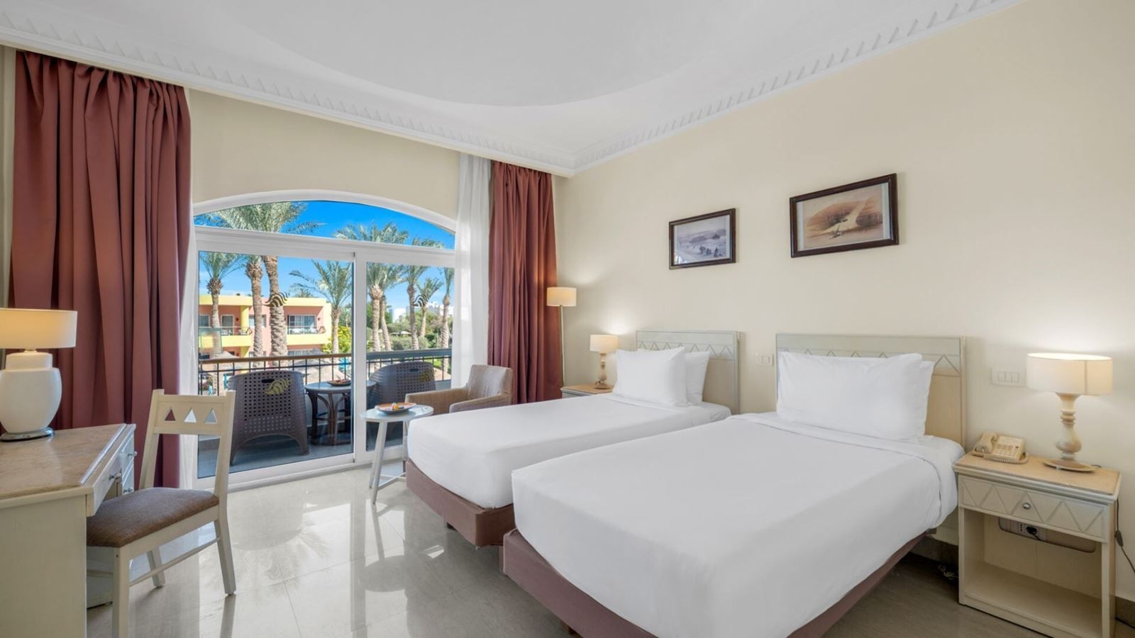 rooms-deluxe-renovated-garden-view-room