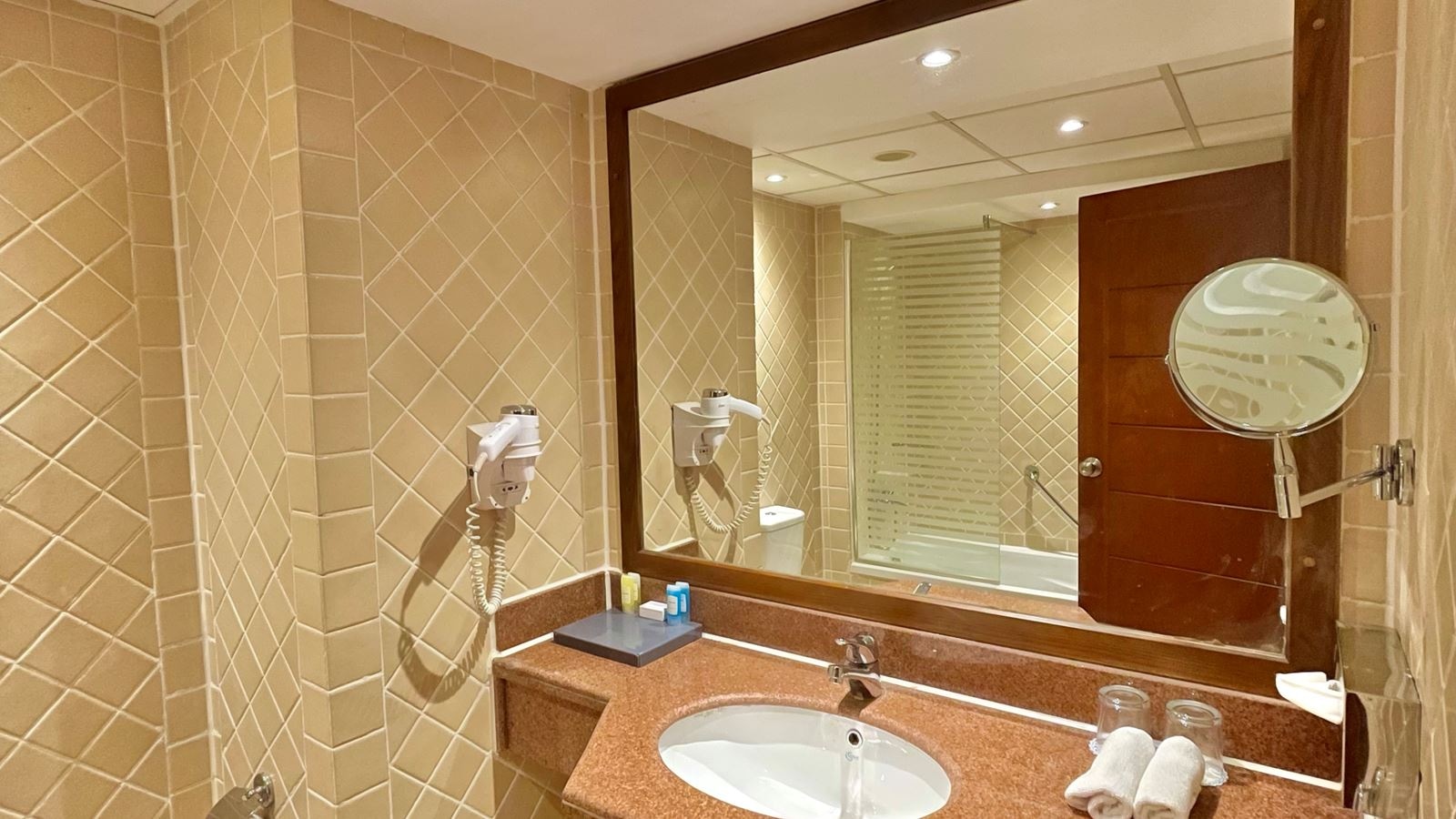 rooms-standard-garden-room