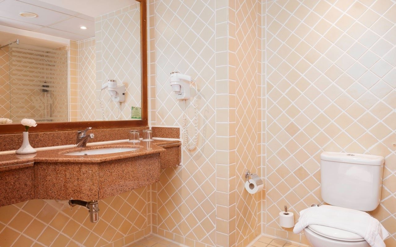 rooms-standard-garden-room