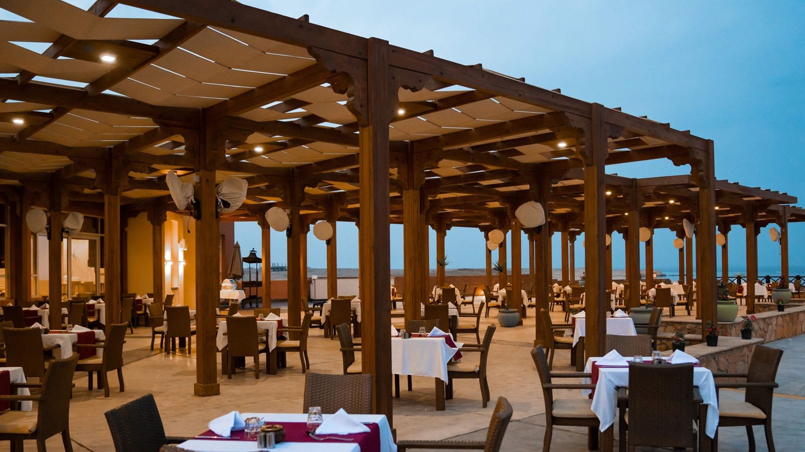 restaurants-restaurants