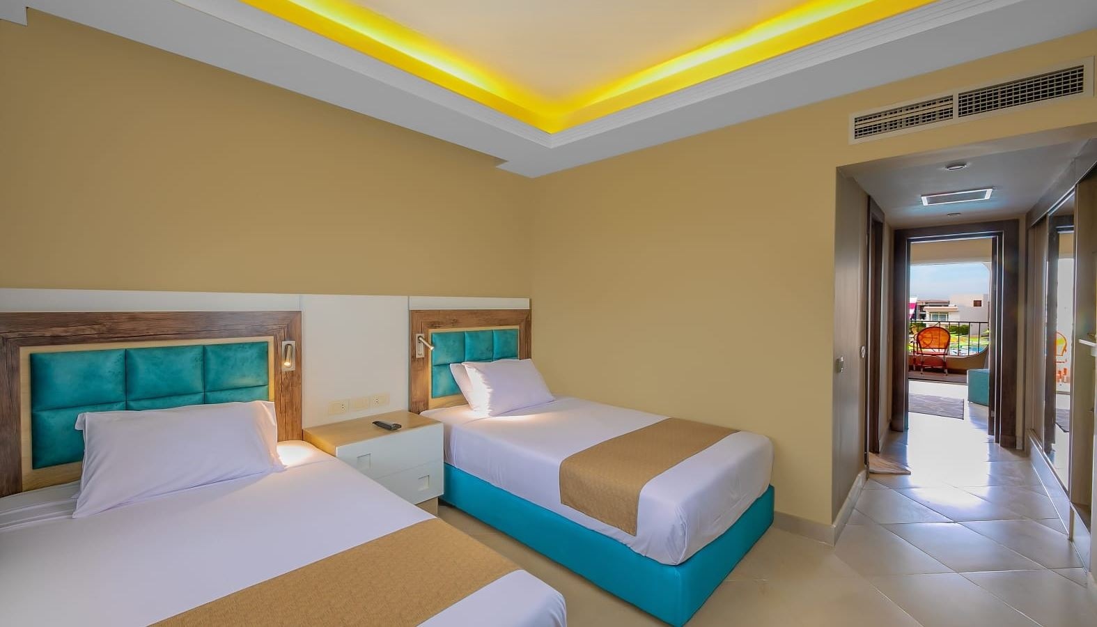 rooms-family-connected-room