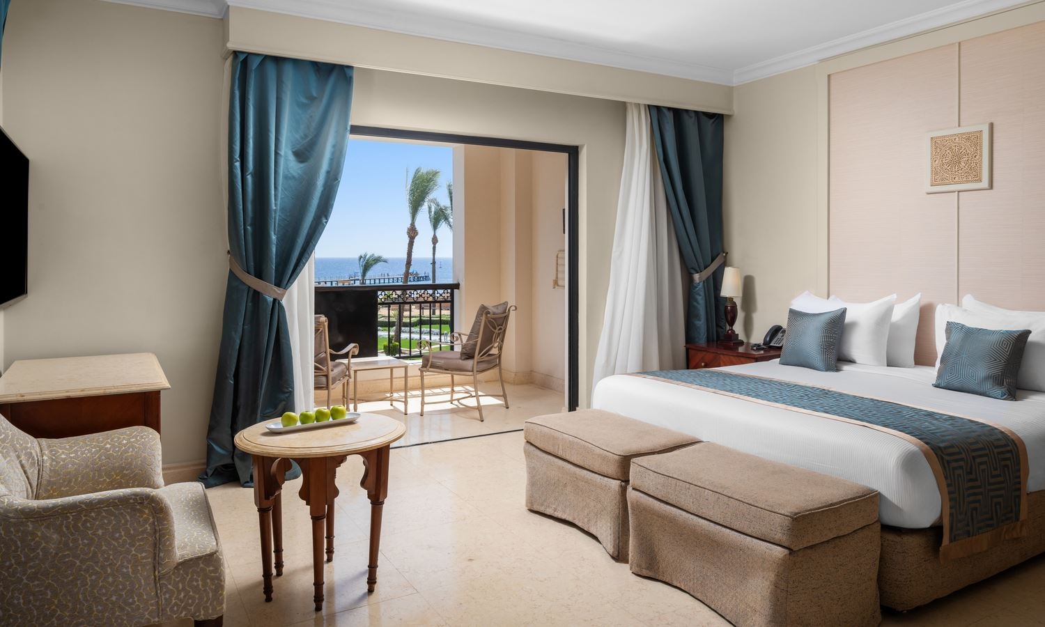 rooms-family-interleading-room-sea-view