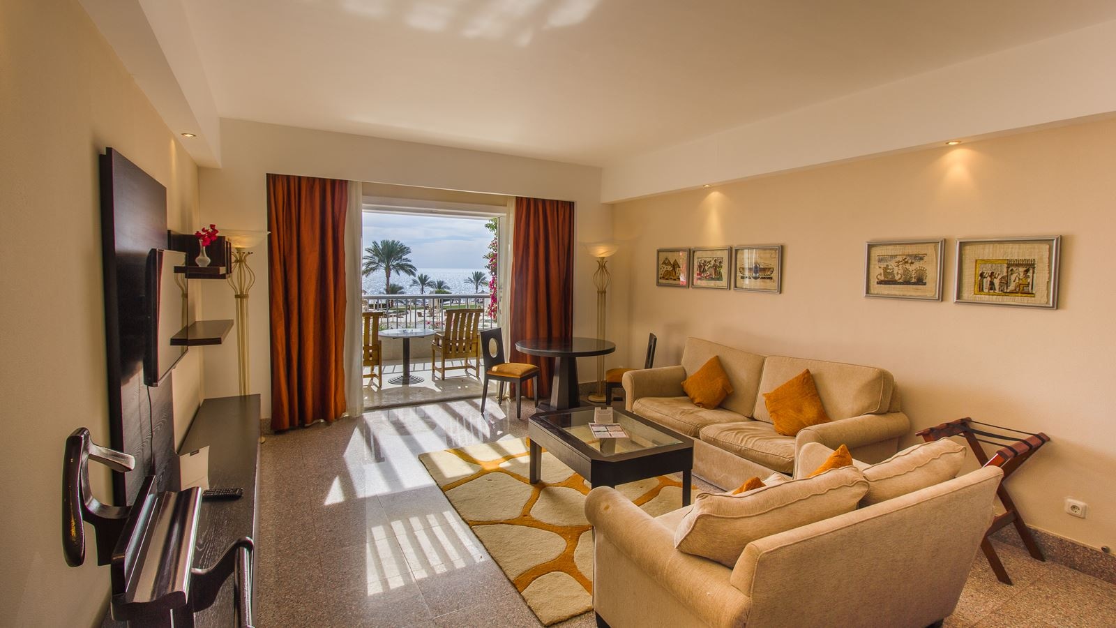 rooms-honeymoon--suite