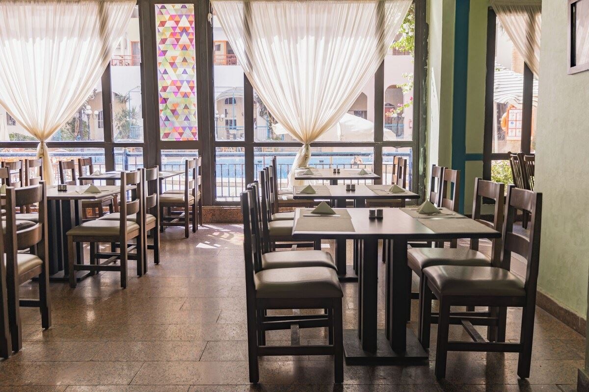 restaurants-restaurants