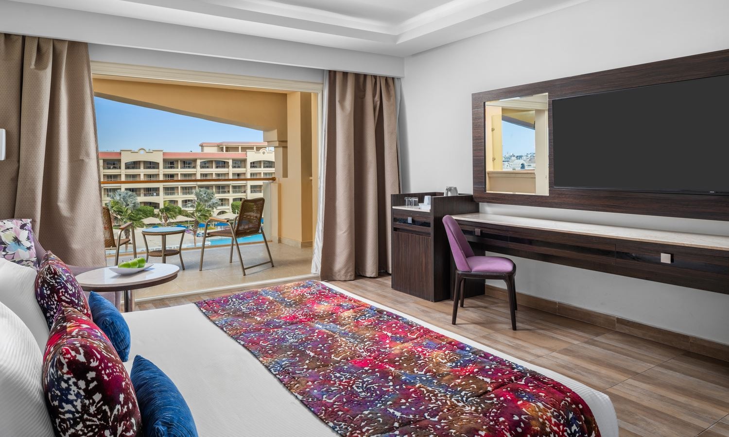 rooms-deluxe-room-sea-side-view