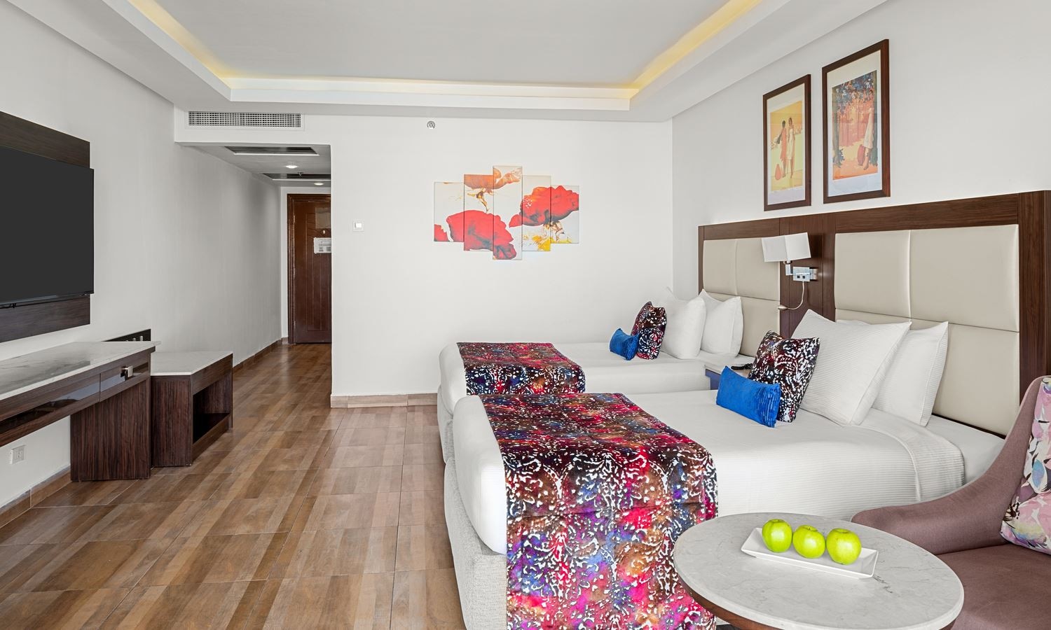 rooms-deluxe-room-sea-view