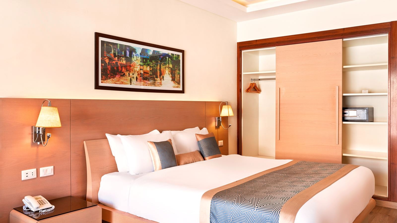 rooms-coral-standard-room-garden-view