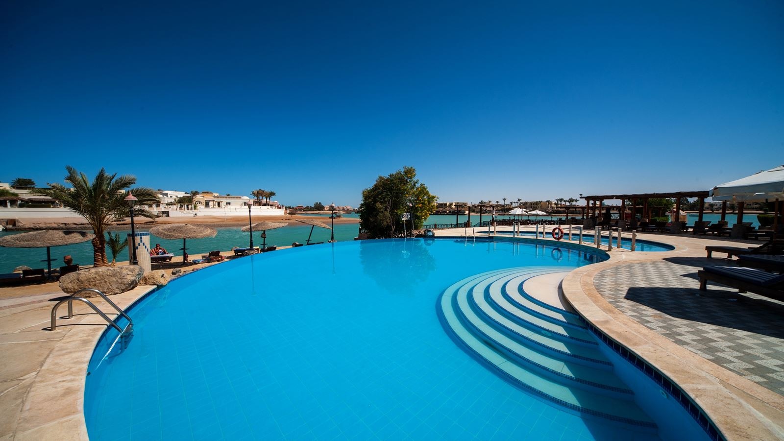 general-annex-building