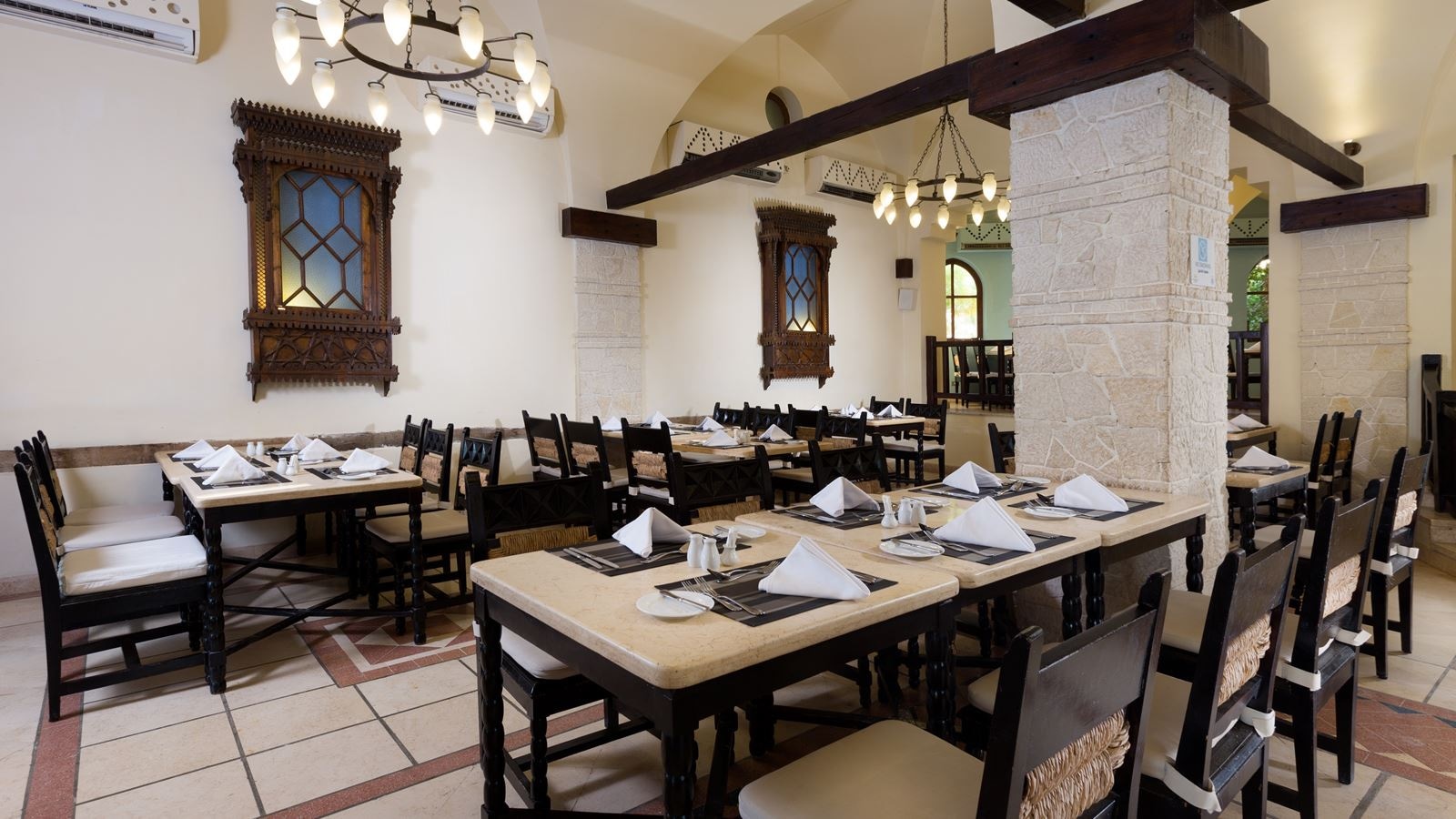 restaurants-main-restaurant