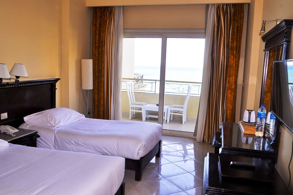 rooms-room-standard-sea-view