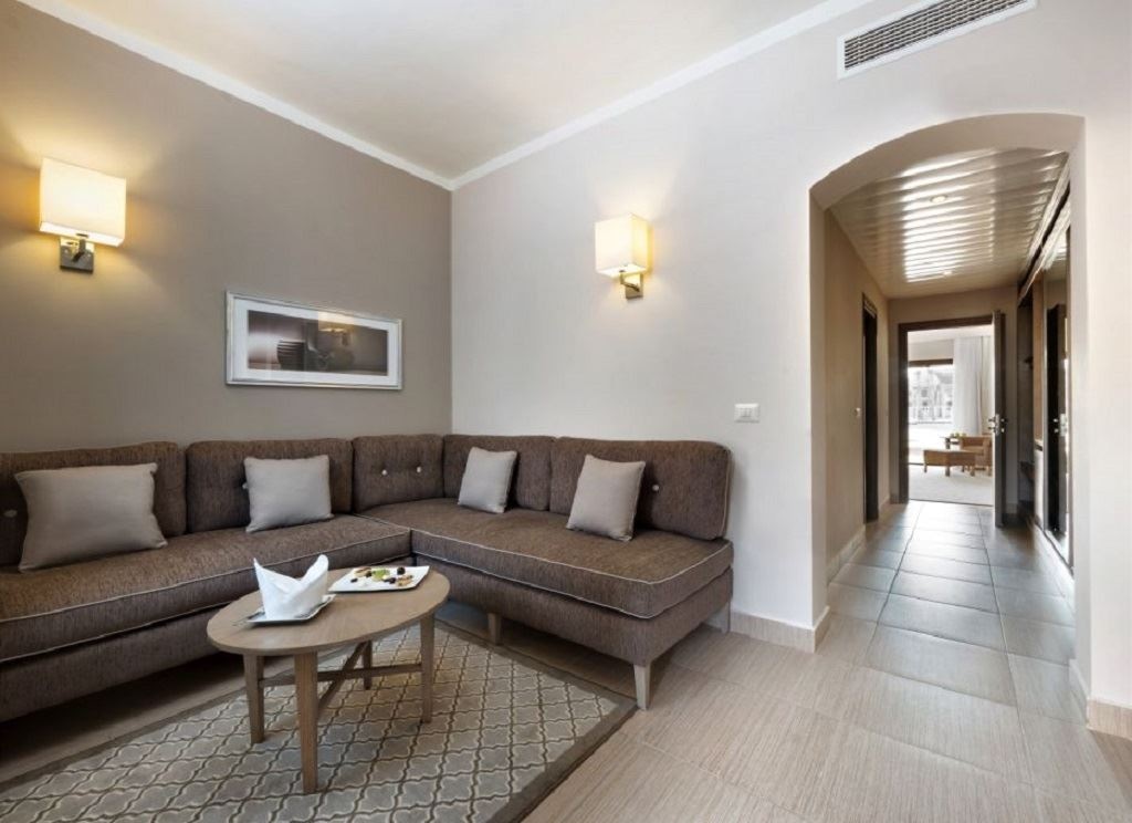 rooms-family-deluxe-swimup