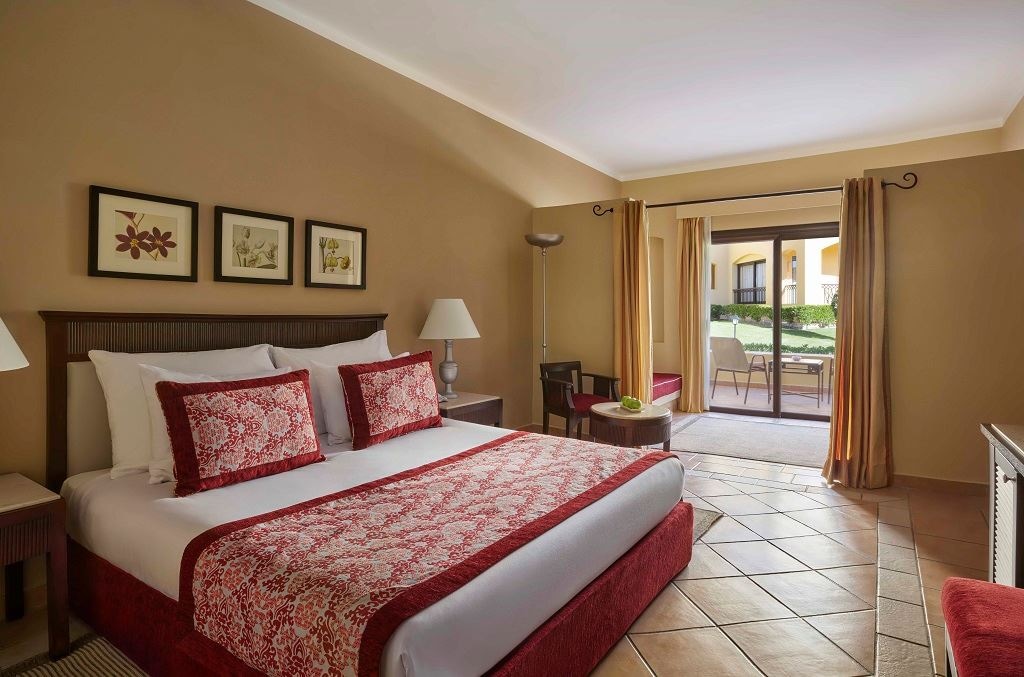 rooms-family-queen-bed