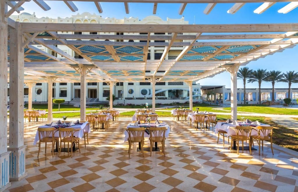 restaurants-restaurants