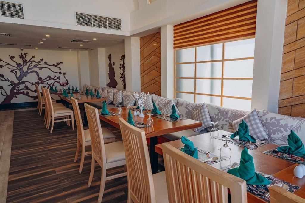 restaurants-restaurants