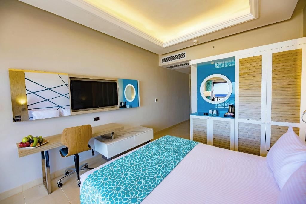 rooms-deluxe-room-sea-view