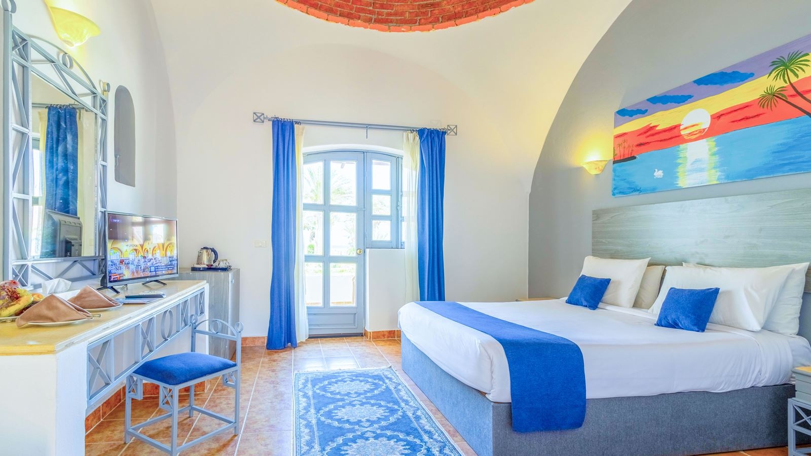 rooms-standard-room-garden-viewpool-view