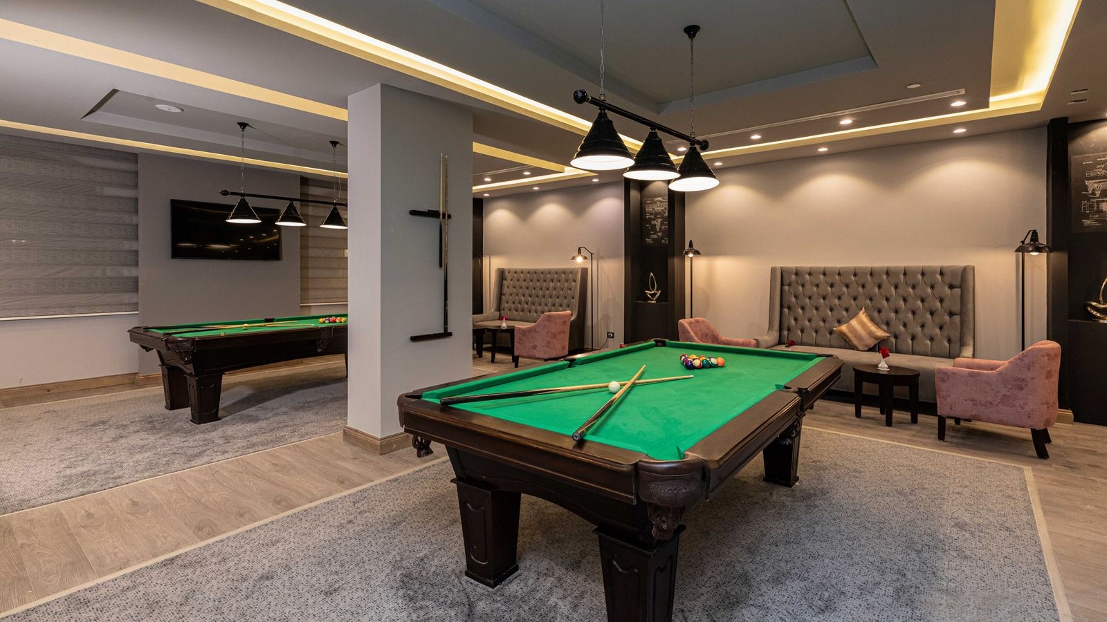 bars-billiards-lounge