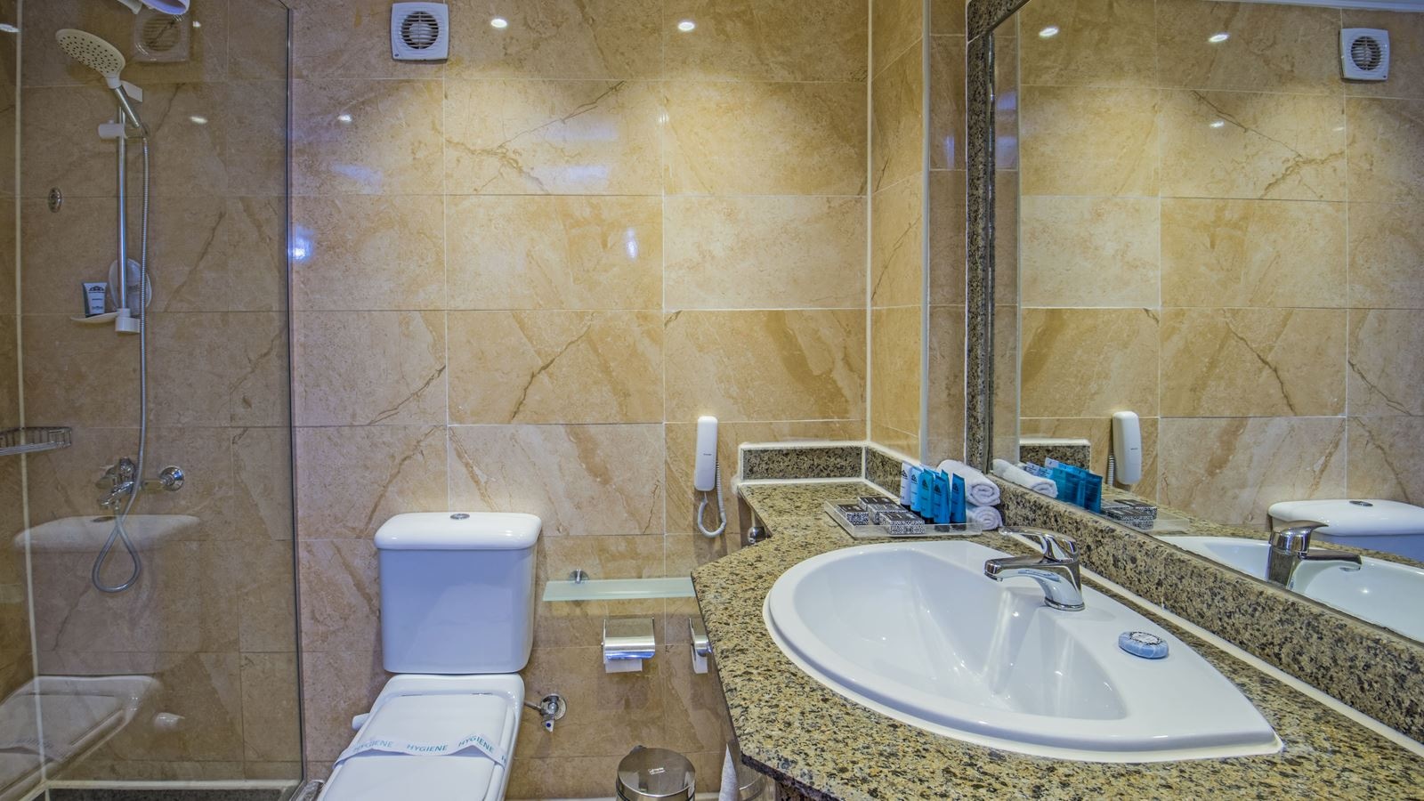 rooms-standard-room-side-sea-view