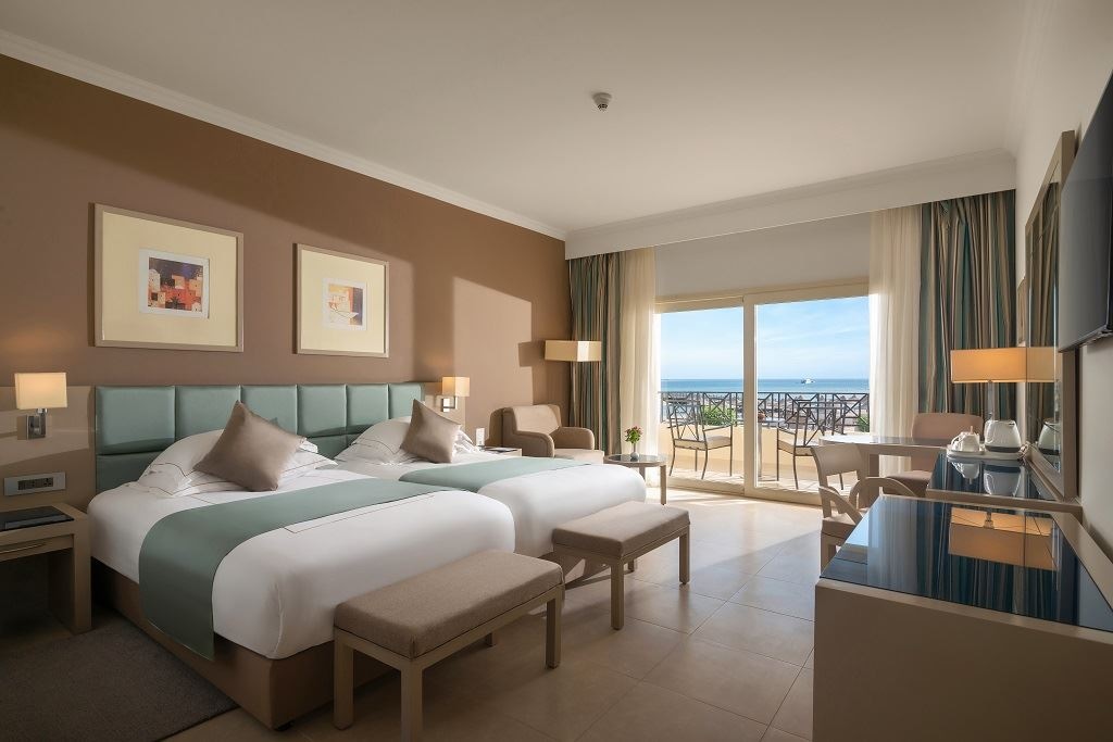rooms-premium-deluxe-beach-front
