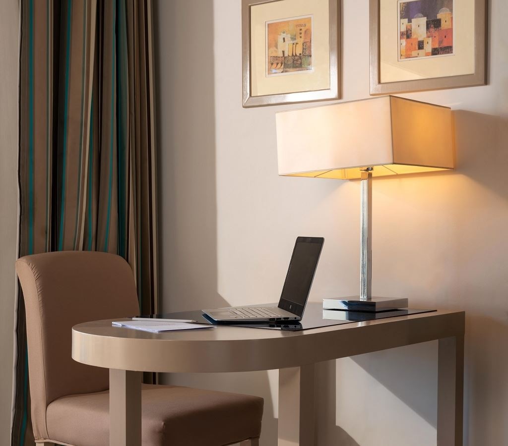 rooms-premium-deluxe-beach-front